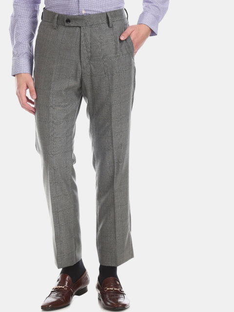 

Arrow Men Grey Tapered Fit Checked Formal Trousers