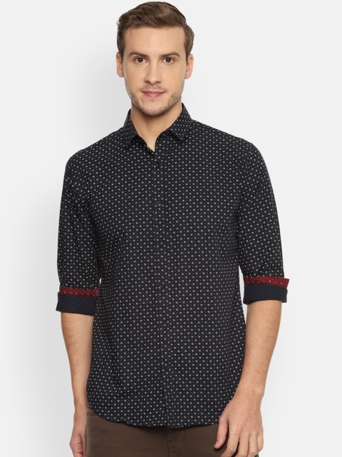 V Dot Men Black & White Slim Fit Printed Casual Shirt