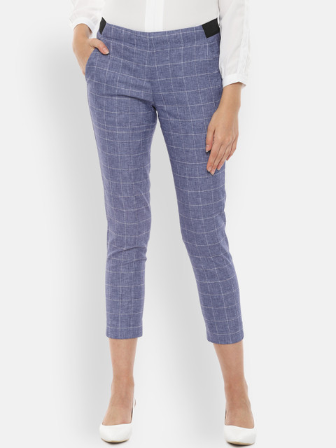 

Van Heusen Woman Blue Regular Fit Checked Three-Fourth Length Regular Trousers