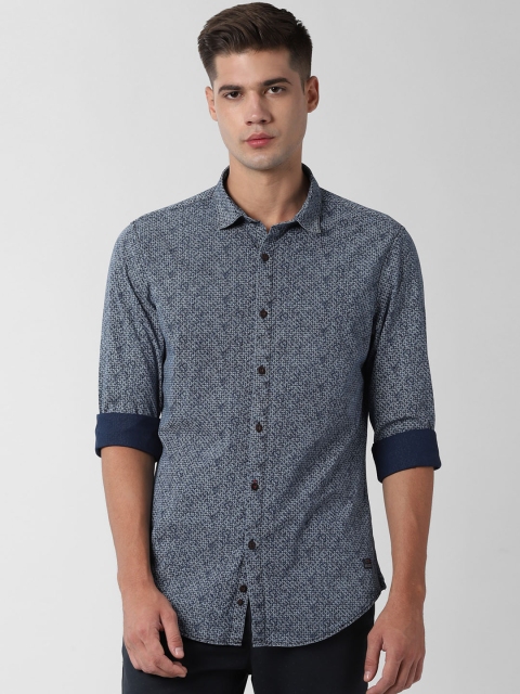 

Peter England Casuals Men Blue & White Slim Fit Printed Casual Shirt