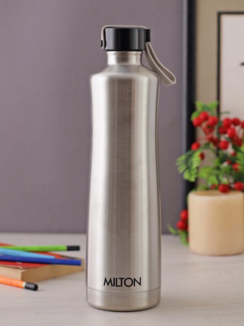 

Milton Silver-Toned Tiara-900 Stainless Steel Hot and Cold Water Bottle 750ml