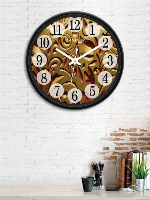 

RANDOM Muted Gold-Toned Round Printed 30 cm Analogue Wall Clock