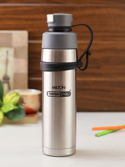 

Milton Silver-Toned Gist-500 Stainless Steel Vaccum Insulated Hot and Cold Water Bottle 480ml