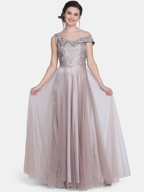 

Eavan Women Grey Self Design Maxi Dress