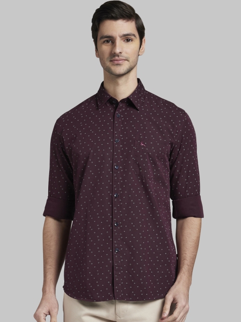 

Parx Men Maroon Regular Fit Printed Casual Shirt
