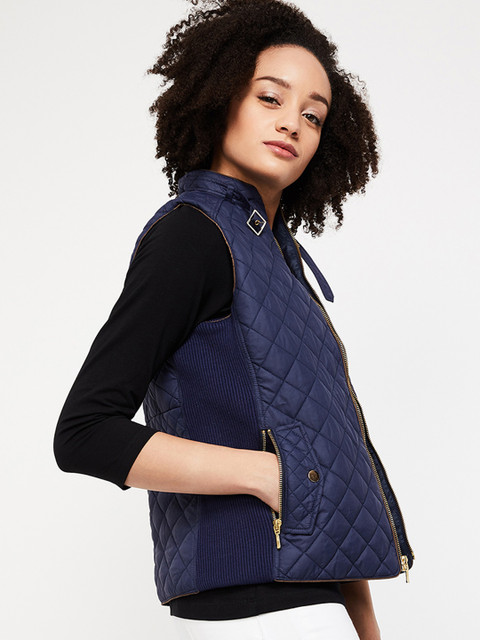 

Ginger by Lifestyle Women Navy Blue Solid Quilted Jacket