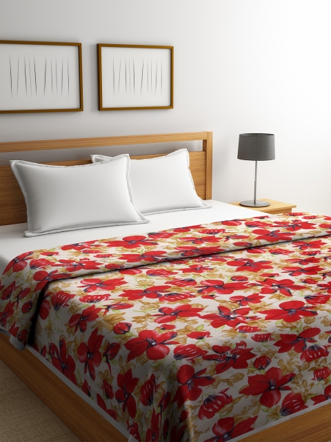 

Cortina Red & Beige Floral AC Room 210 GSM Double Bed Dohar