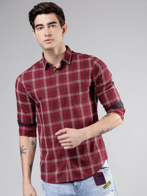 

Ecko Unltd Men Maroon & White Slim Fit Yarn Dyed Checked Casual Shirt