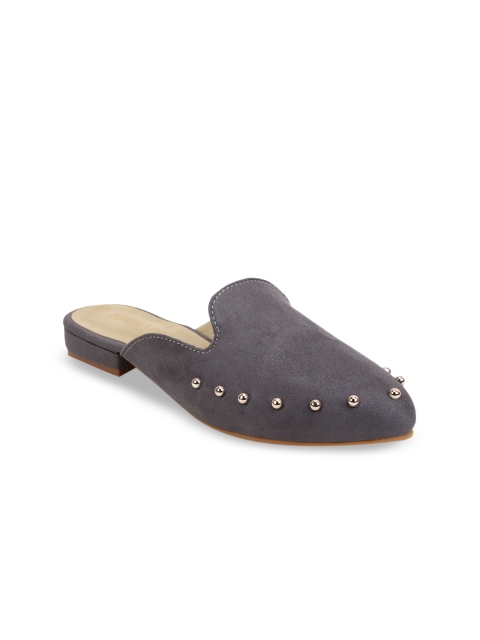 

SCENTRA Women Grey Embellished One Toe Flats