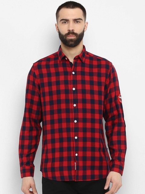 

SWISS MILITARY Men Red & Navy Blue Slim Fit Checked Casual Shirt