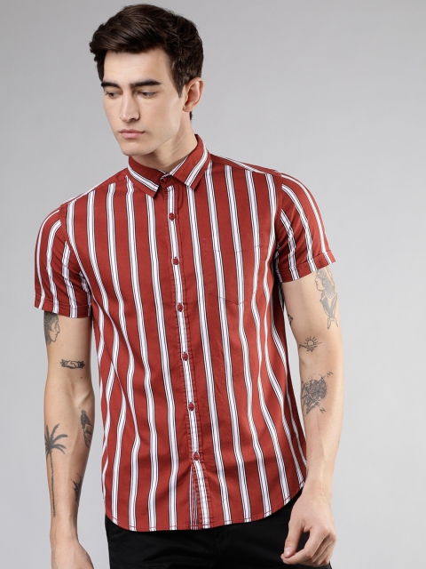 

LOCOMOTIVE Men Red & White Slim Fit Striped Casual Shirt