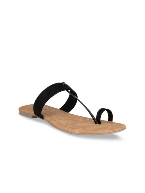 

SOLES Women Black Solid One Toe Flats