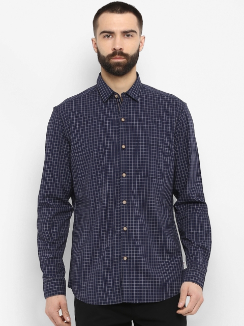 

SWISS MILITARY Men Navy Blue & White Slim Fit Checked Casual Shirt