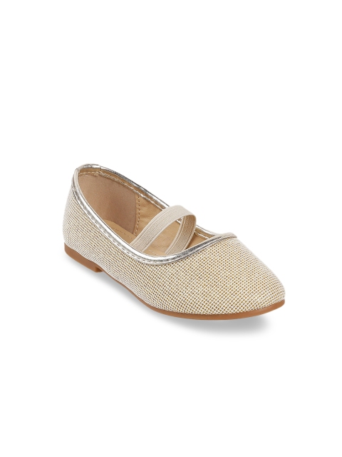 

Mochi Girls Gold-Toned Textured Ballerinas