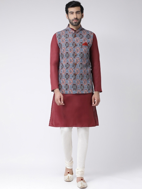 

KISAH Men Red & White Printed Kurta with Churidar