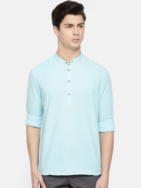 

Chennis Men Blue Solid Straight Kurta