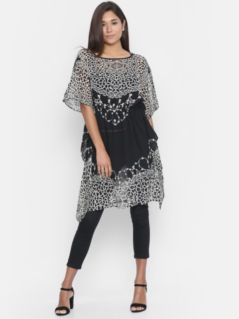 

The Kaftan Company Women Black & White Printed Kaftan Top
