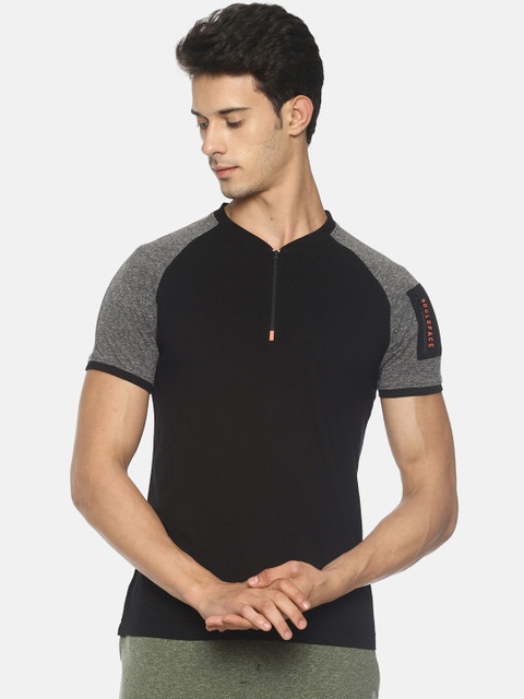 

Soul Space Men Charcoal Grey & Black Colourblocked Mandarin Collar T-shirt