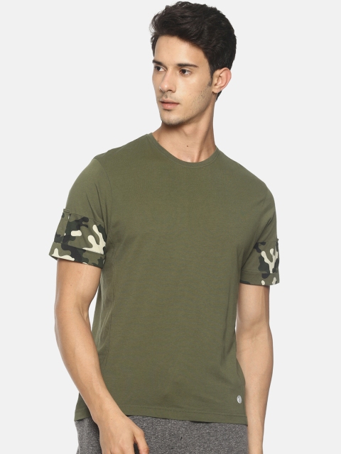 

Soul Space Men Olive Green Solid Round Neck T-shirt