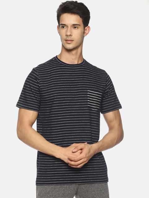 

Soul Space Men Navy Blue & White Striped Round Neck T-shirt