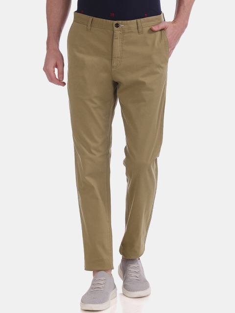 

GANT Men Khaki Slim Fit Solid Regular Trousers