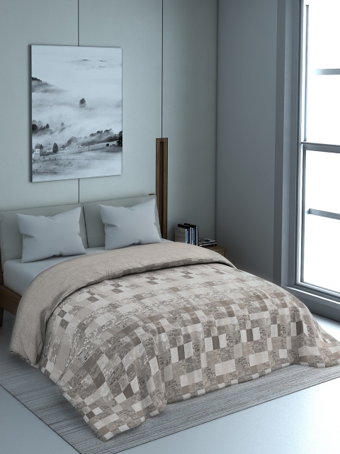 

SPACES Grey Geometric AC Room 300 GSM Double Bed Comforter
