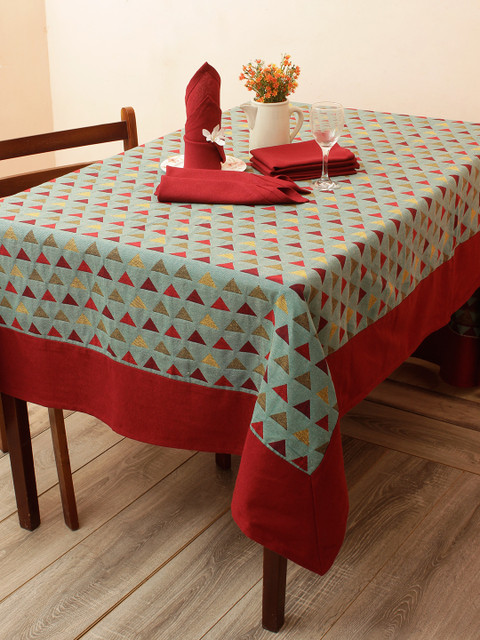 

Soumya Set of 7 Maroon & Green Printed Pure Cotton 200TC Table Cover With 6 Napkins