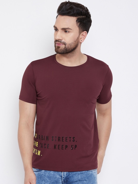 

PERFKT-U Men Maroon Printed Rapid Dry Round Neck T-shirt