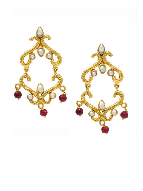 

Unniyarcha Jewellery Red & Gold-Toned Classic Stud Earrings