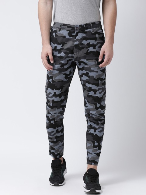 

Club York Men Grey & Black Slim Fit Printed Regular Trousers