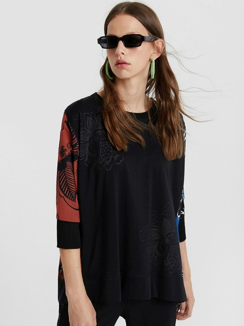 

Desigual Women Black Solid Sweatshirt