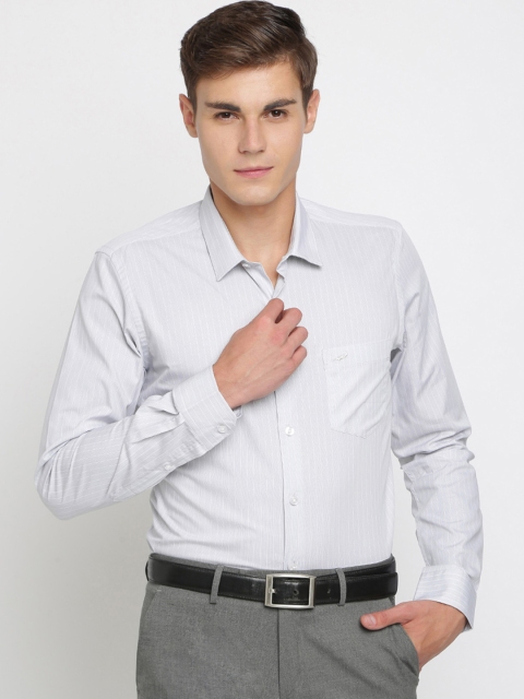 

Crocodile Men Grey Slim Fit Striped Formal Shirt
