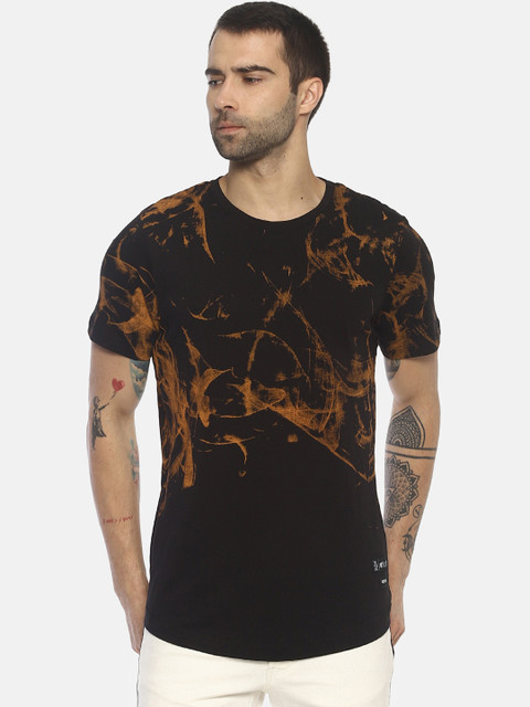 

KULTPRIT Men Black Printed Round Neck Slim Fit T-shirt