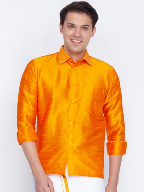 

VASTRAMAY Men Orange Smart Regular Fit Solid Casual Shirt