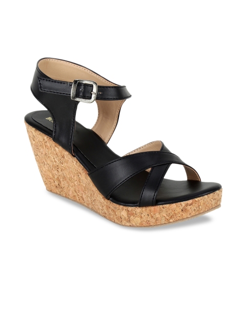 

SCENTRA Women Black & Tan Brown Solid Wedges