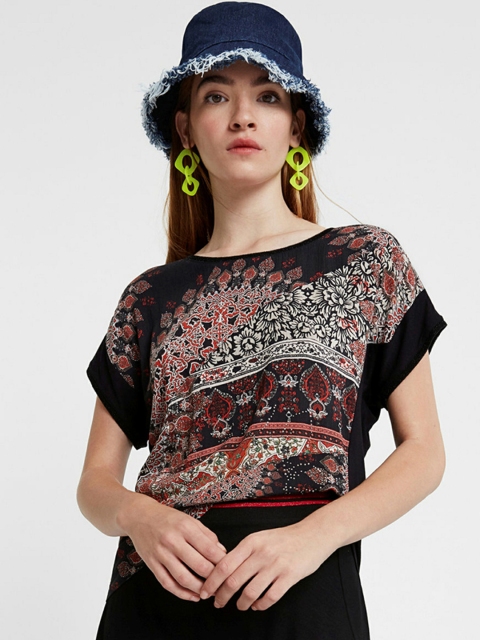 

Desigual Women Black Printed Round Neck T-shirt