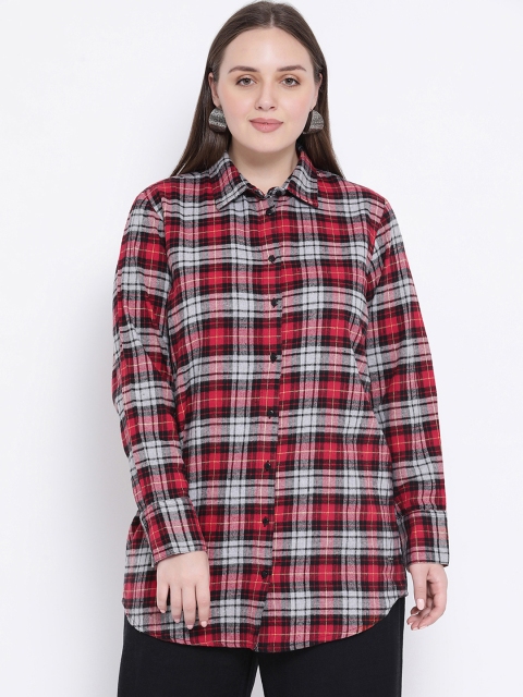 

Oxolloxo Women Red & Grey Regular Fit Checked Longline Casual Shirt