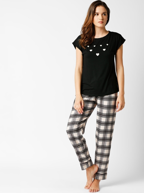 

I like me Women Black & Off-White Printed Night suit
