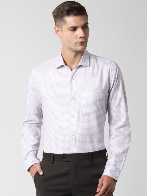 Peter England Men Off-White & Grey Checked Regular Fit Formal Shirt