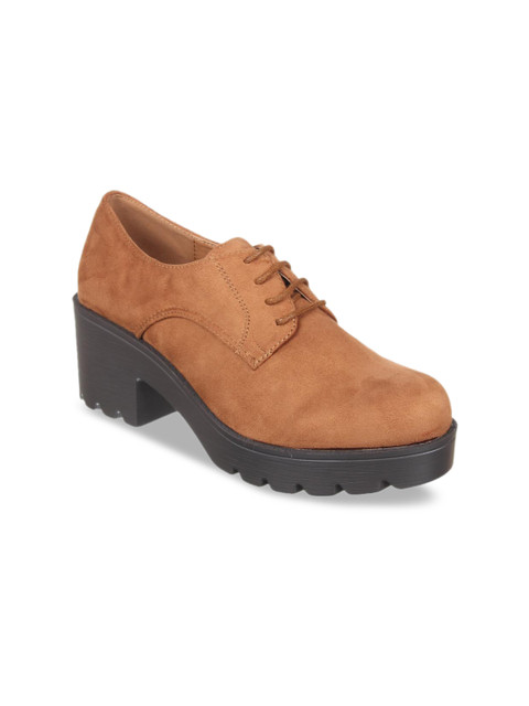 

Flat n Heels Women Tan Solid Heeled Boots