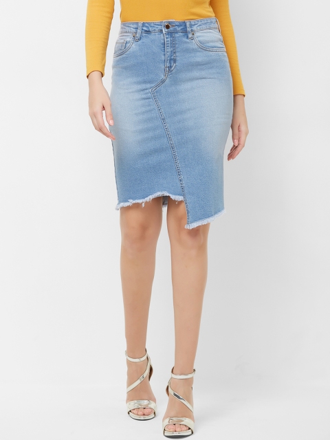 

bebe Women Blue Solid Pencil Denim Skirt