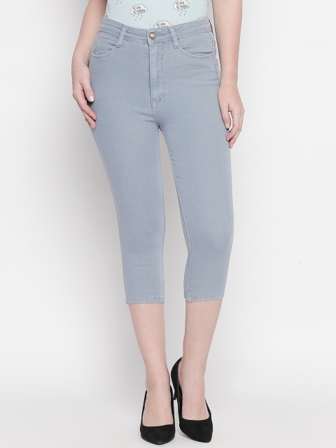 

PURPLE WATER Women Grey Solid Slim Fit Capris