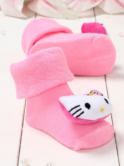 

Walktrendy Infant Girls Pink Cat Applique Booties