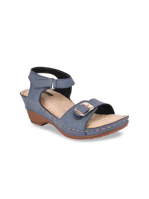 

Shoetopia Women Grey Solid Heels