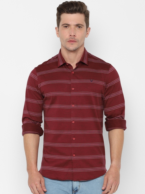

Solly Jeans Co. Men Maroon & White Regular Fit Striped Casual Shirt