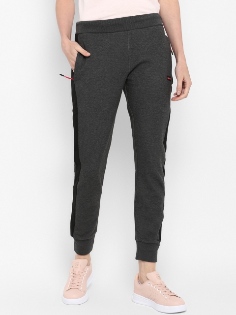 

Hummel Women Grey & Black Colourblocked Joggers