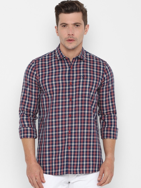 

Solly Jeans Co. Men Navy Blue Regular Fit Checked Casual Shirt