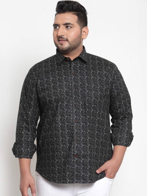 

plusS Men Black Comfort Regular Fit Printed Casual Shirt