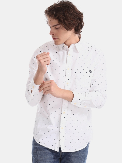 

Aeropostale Men White & Navy Blue Regular Fit Printed Casual Shirt