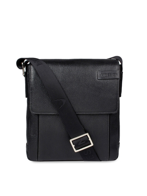 

Hidesign Men Black Solid Leather Messenger Bag